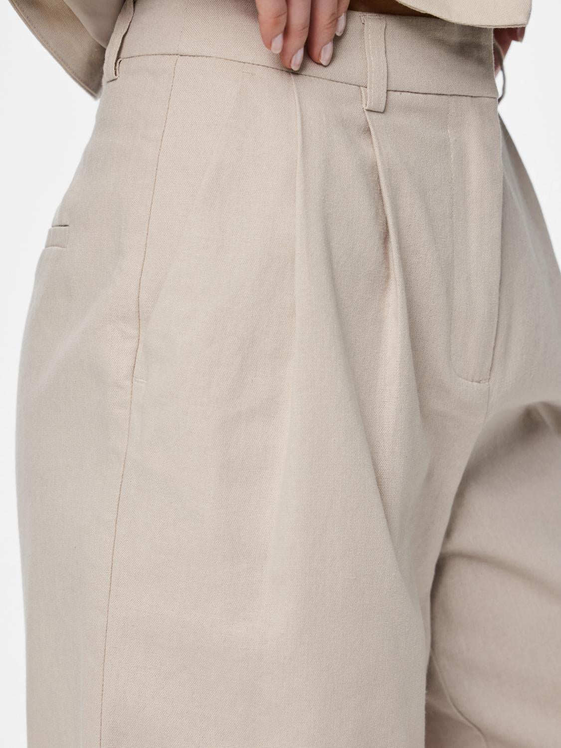 model_shot-detail