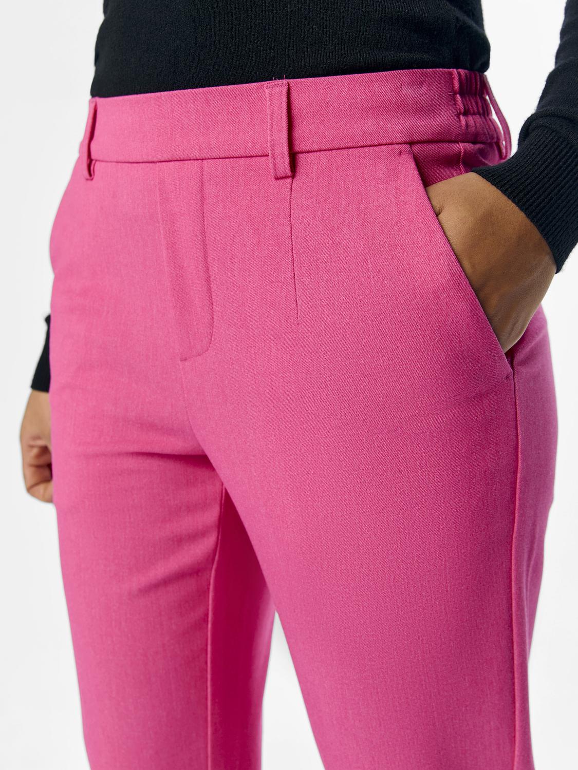 model_shot-detail
